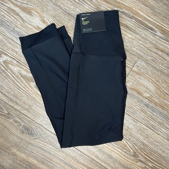 Nike Womens Small legend tight training Running Yoga Workout Track Fitness - Picture 4 of 4